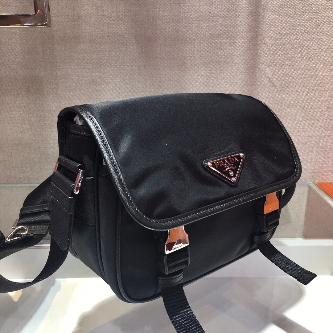 Sacoche prada noir