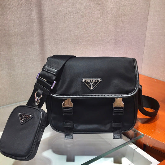 Sacoche prada noir